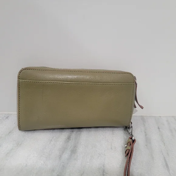 Vera Bradley Olive Wristlet Wallet - Picture 2 of 9